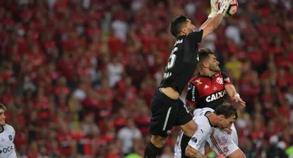 Campaña fue decisivo atajando un penal en el clásico ante San Lorenzo