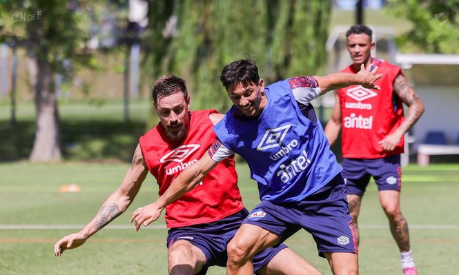 Sebastián Coates y Maxi Silvera en la pretemporada de Nacional