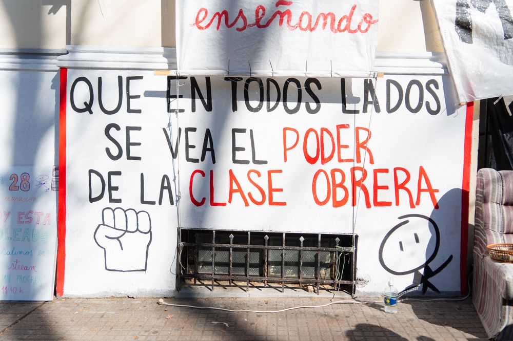 Institutos Normales de Montevideo. Magisterio Ocupado