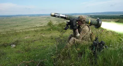 estados unidos aprueba vender 150 misiles javelin a ucrania
