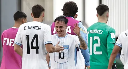 Damián García festeja con el Cepillo González