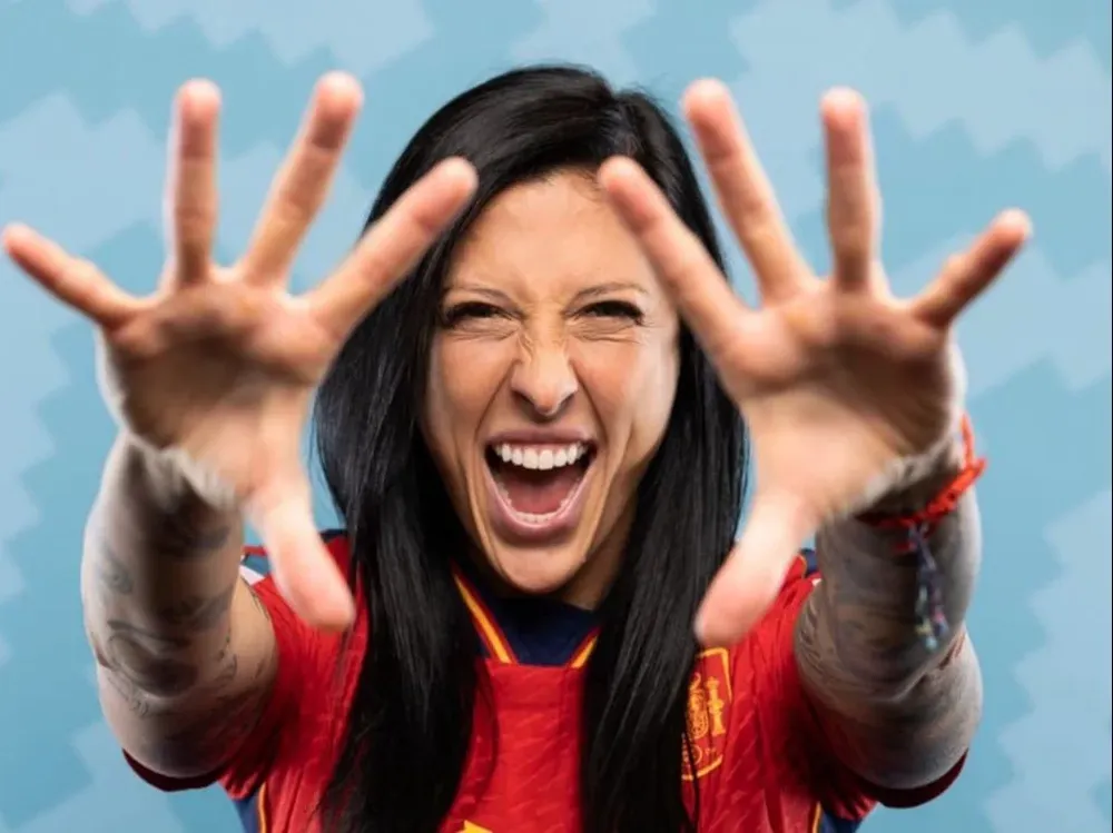 Jenni Hermoso responde a Montse Tomé.