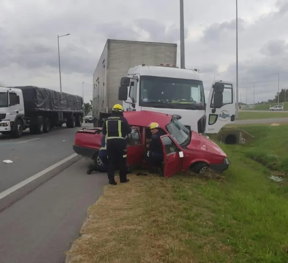 Dos personas mueren tras accidente en el kilómetro 18 de la ruta 1