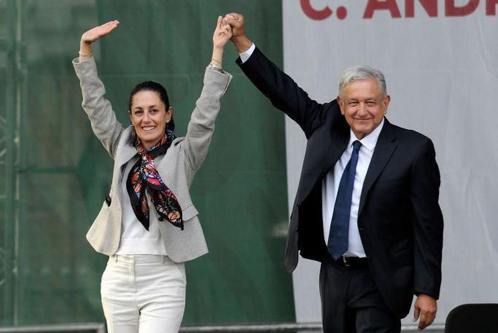 Sheinbaum es una aliada política cercana del actual presidente, Andrés Manuel López Obrador, desde hace décadas.