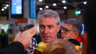 El portavoz de Renfe en Cataluña, Antonio Carmona, atiende a los medios en la Estación de Sants