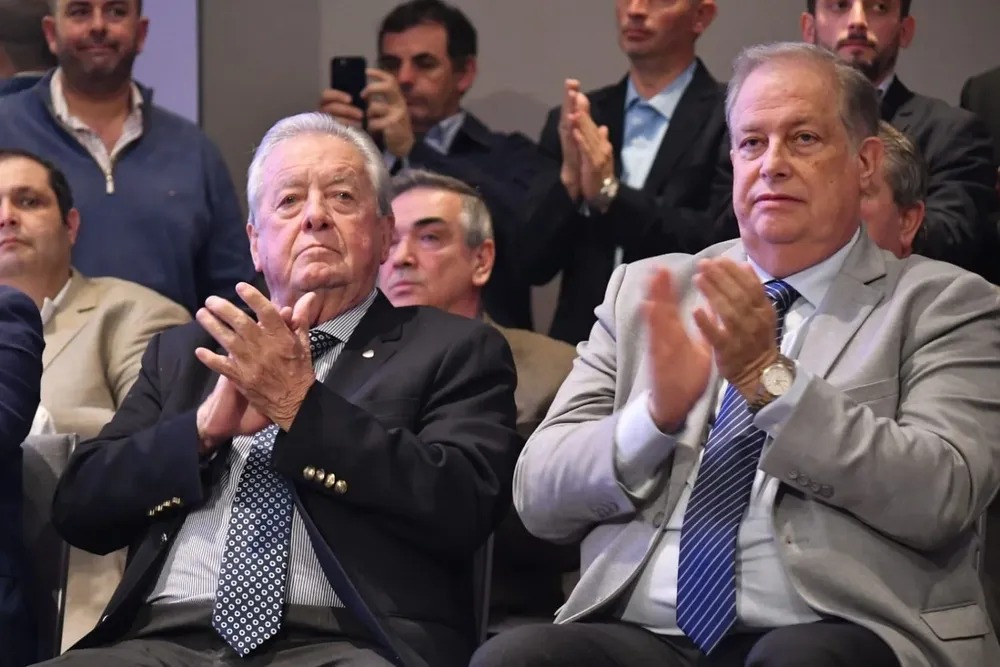 Los intendentes de Colonia, Carlos Moreira, y de Tacuarembó, Wilson Ezquerra