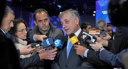 El ministro de Relaciones Exteriores, Omar Paganini en rueda de prensa sobre acuerdo por puente sobre el río Yaguarón entre Uruguay y Brasil