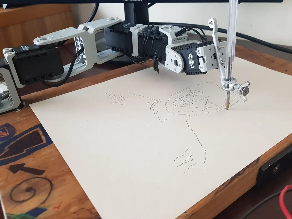 Brazo robótico desarrollado por estudiantes de Facultad de Ingeniería