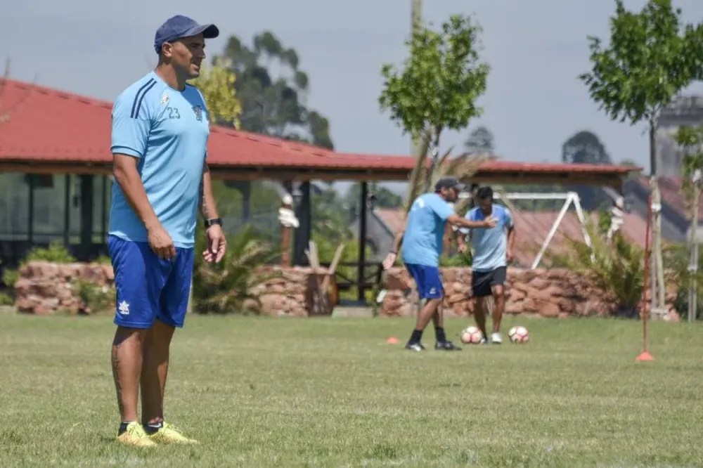 Fernando Petete Correa, entrenador de Cerro