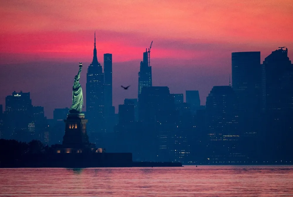 19 muertos y 63 heridos en Nueva York