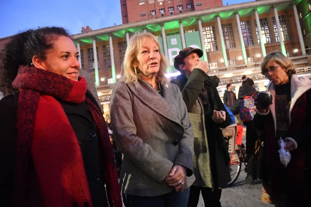 La intendenta de Montevideo Carolina Cosse la marcha En defensa del agua convocada por el Pit-cnt