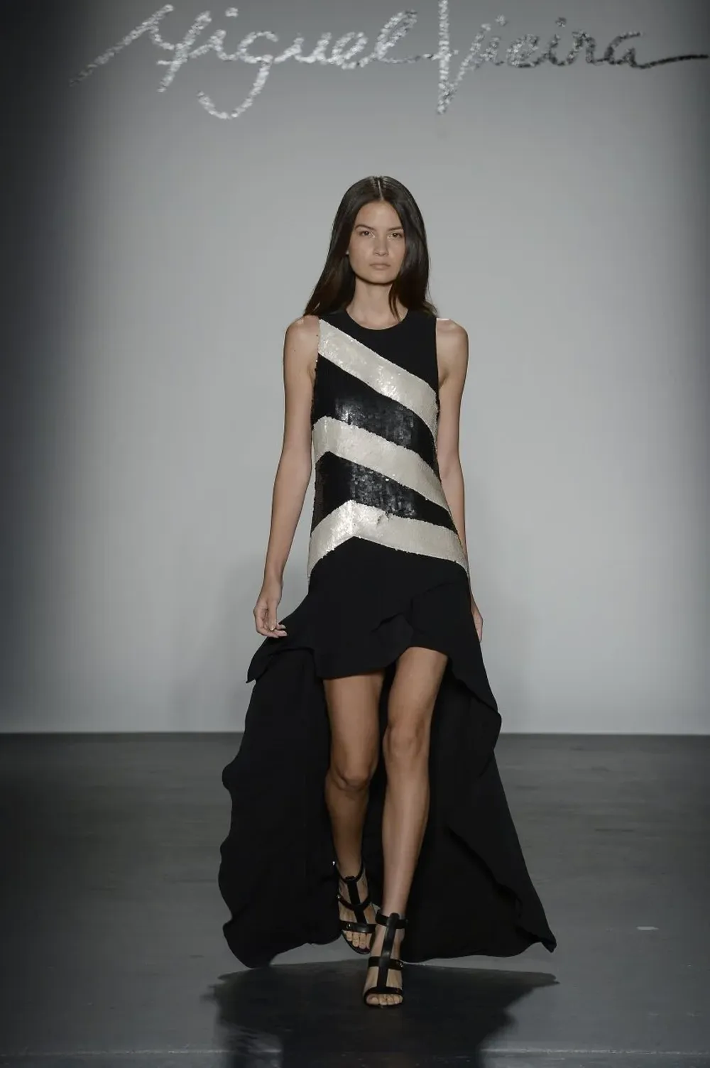 Desfile de Miguel Vieira, ayer martes en Pier 59