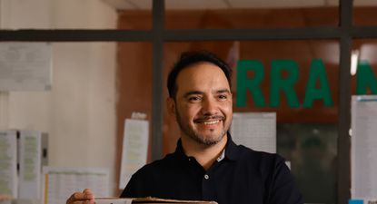 El oficialista Juan Pablo Valdés ganó en primera vuelta en la elección a gobernador en Corrientes