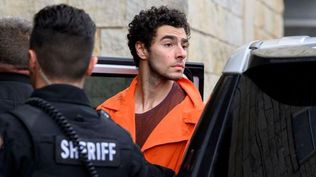 Mangione, un experto en programación de 26 años, fue acusado de dispararle a Thompson en una calle en Nueva York.