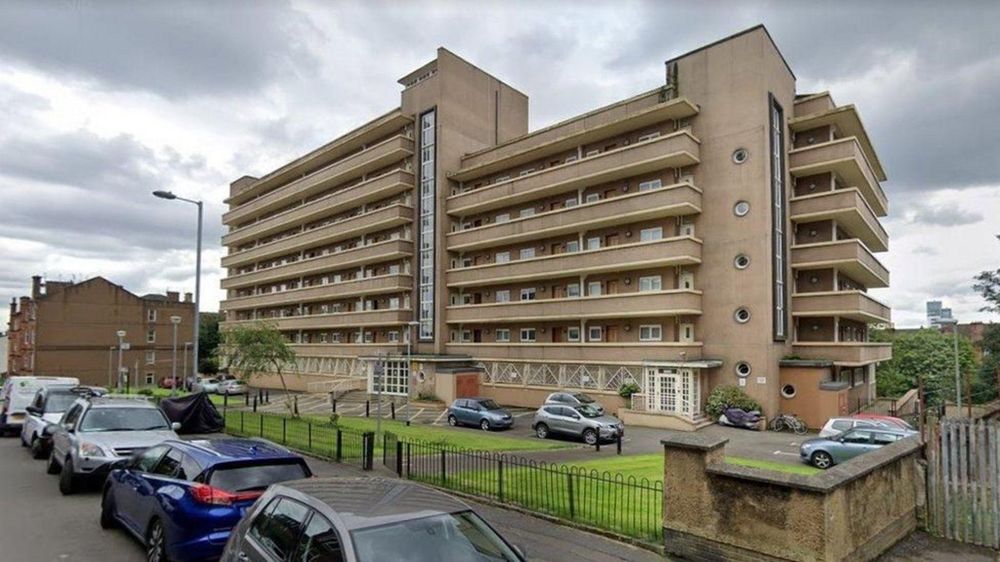 Mary vivía sola en el tercer piso de este edificio en el área de Glasgow.