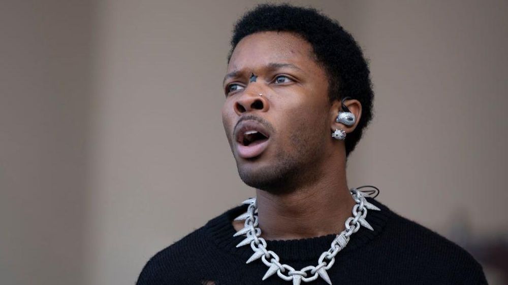 David Anthony Burke, más conocido como D4vd.