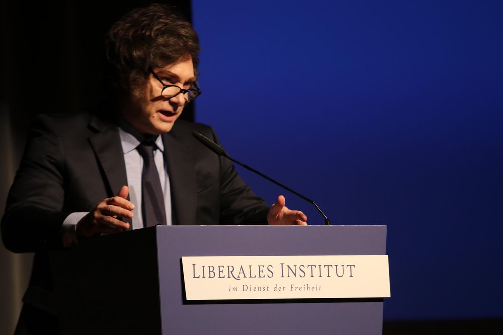 Javier Milei en Suiza.jpeg