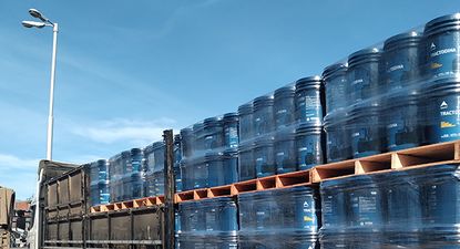 Ancap reactivó el negocio internacional de exportación de lubricantes