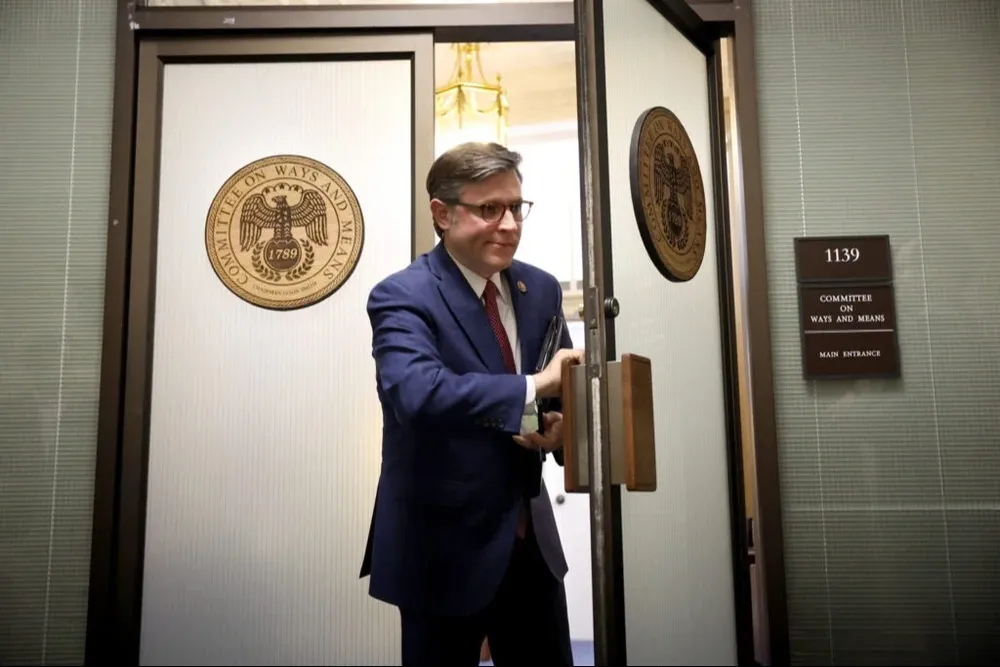 Mike Johnson fue presentado a la Cámara como “un amigo de todos, un enemigo de nadie”.