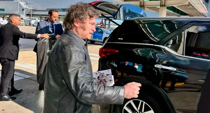 El presidente en su regreso al país luego del viaje a Davos