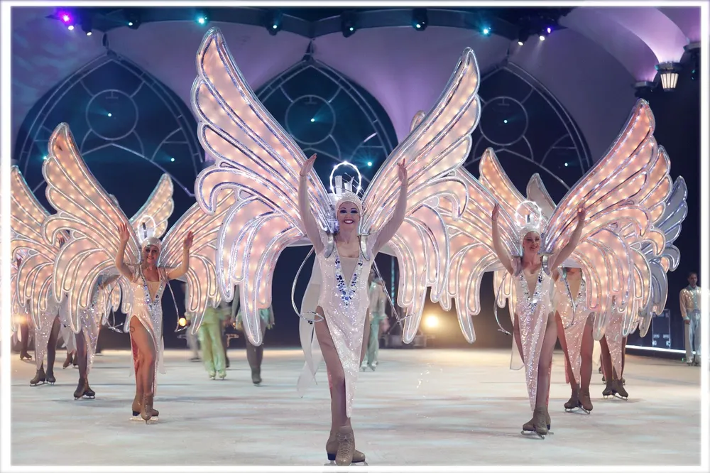 El show despliega juegos de luces