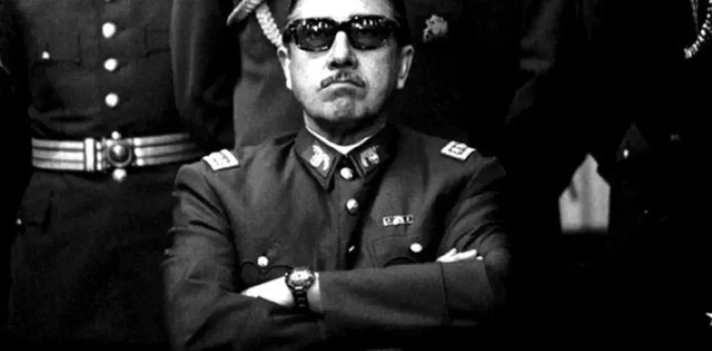 el sondeo reveló que 36% de los chilenos consideran que Pinochet liberó del marxismo a Chile
