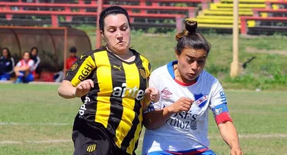 Nacional y Peñarol definen el Apertura femenino en el Parque Central