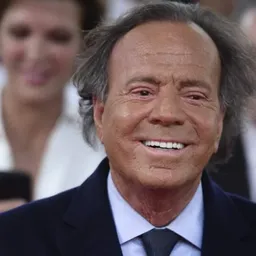 Julio Iglesias cumple 80 años.