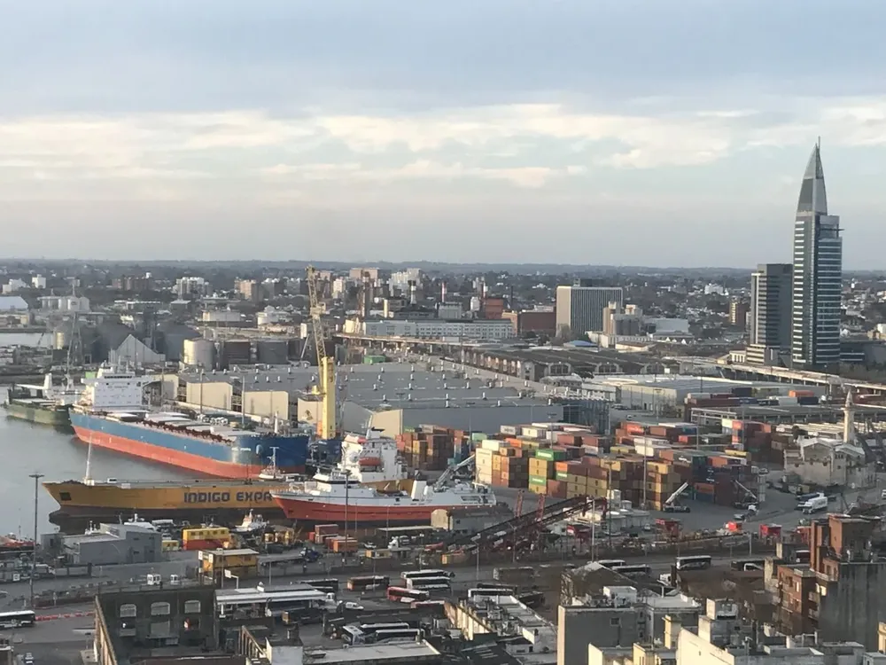 Puerto de Montevideo