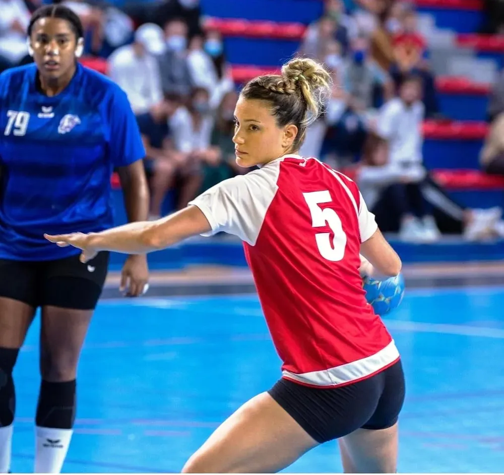 Scarrone ejecutando un penal