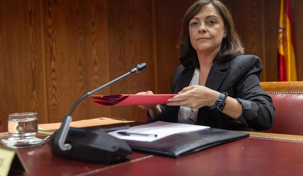 La gerente del PSOE, Ana María Fuentes, en la comisión del caso Koldo del Senado. EUROPA PRESS.&nbsp;