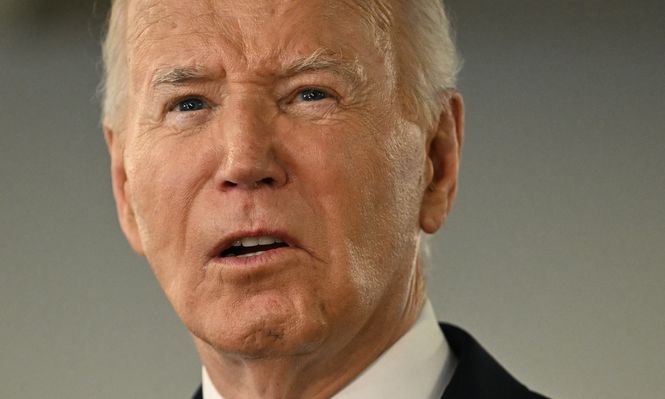 Biden achaca su fracaso en el debate al cansancio de los viajes: Casi me duermo en el escenario