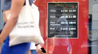 Pizarra en casa de cambio. (Foto archivo)