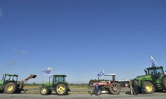“Los motores de la economía se mueven a gasoil. Los votos a nafta”, destacó el movimiento Un Solo Uruguay (USU).