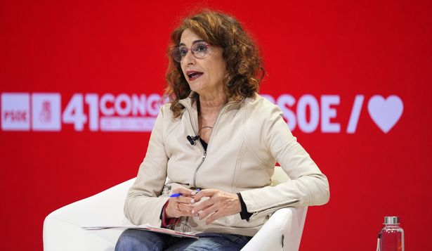 La vicesecretaria general del PSOE y vicepresidenta primera del Gobierno y ministra de Hacienda, María Jesús Montero.