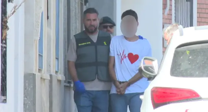 Momento de la detención del presunto asesino del niño de 11 años.
