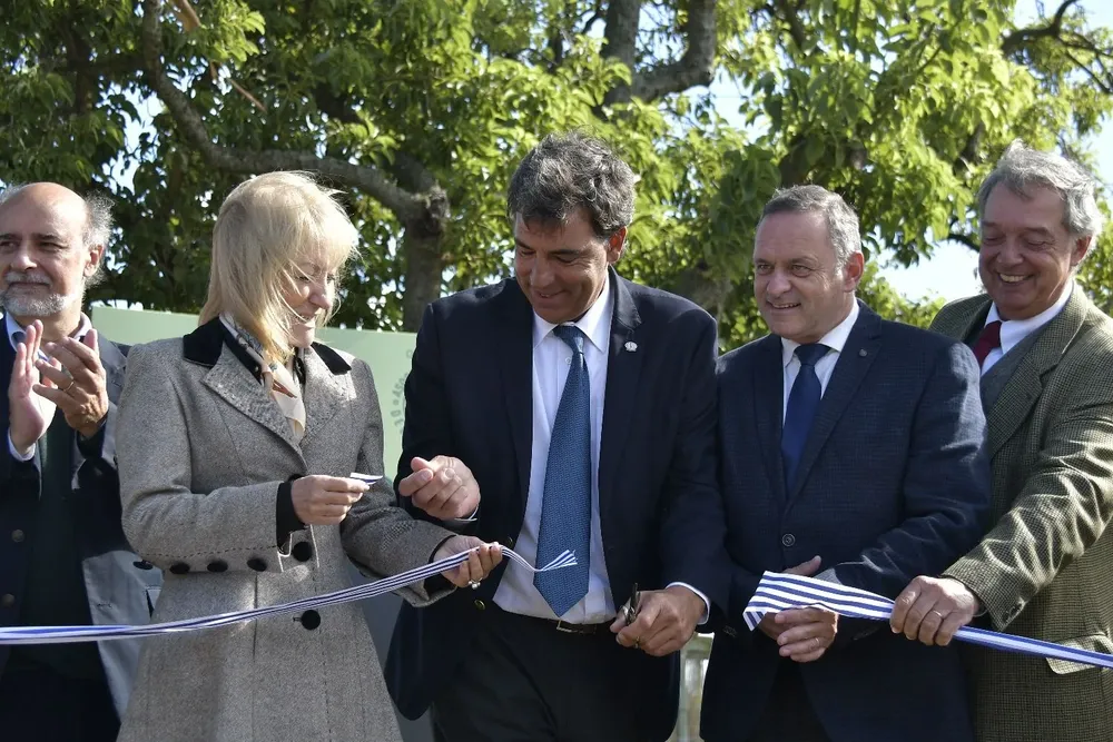 Mieres, Cosse, Valdés, Delgado y Mattos en el acto inaugural de la Expo Melilla.