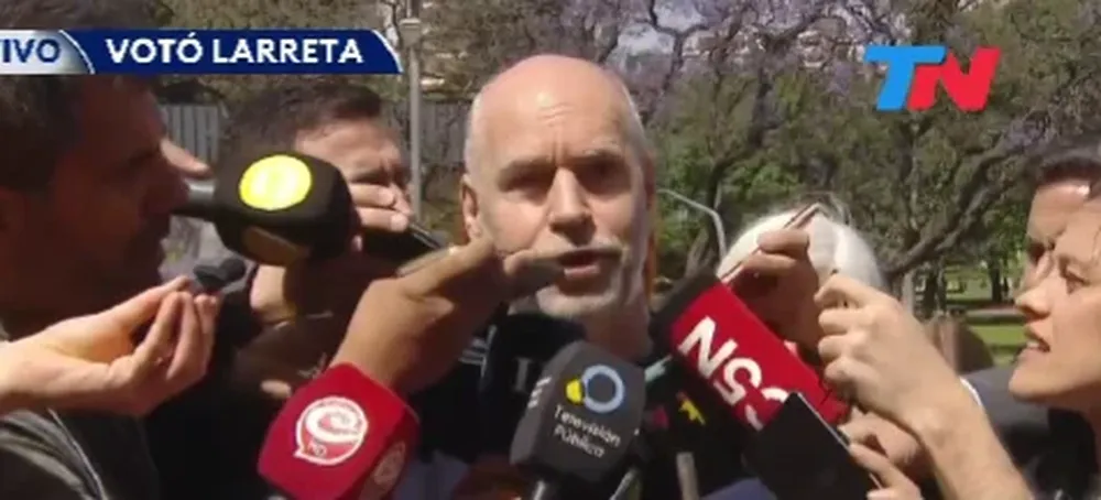 Larreta al retirarse de la Facultad de Derecho