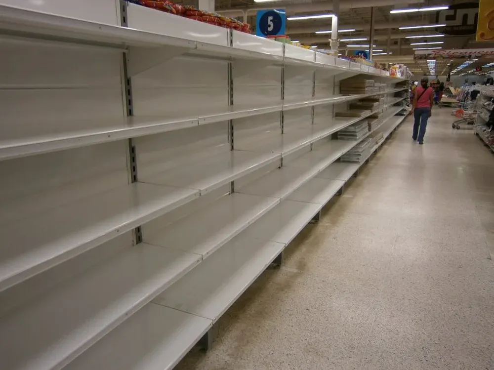 Desabastecimiento: una de las consecuencias del control de precios que sin embargo no ha logrado frenar la inflación en Venezuela