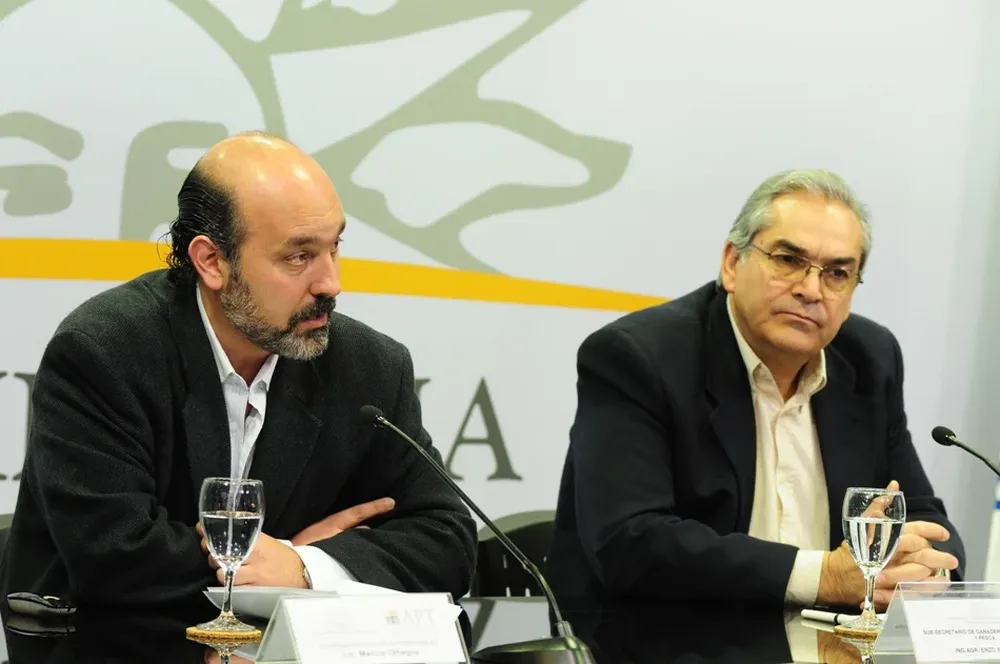 Marcos Otegui y Enzo Benech informan sobre el financiamiento a los ovejeros