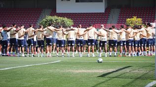 Los jugadores y el cuerpo técnico de Sao Paulo oraron por Juan Izquierdo