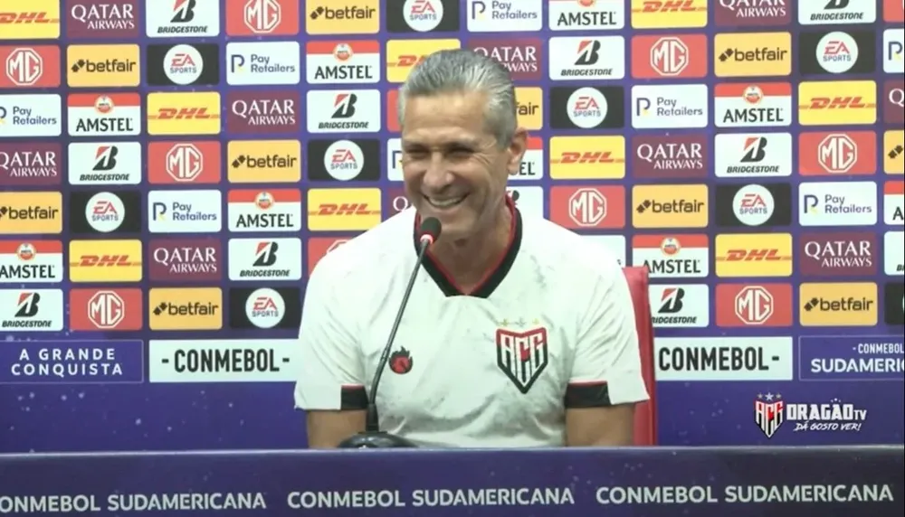 Jorginho cuando le recordaron que jugó y perdió ante Nacional en 1988