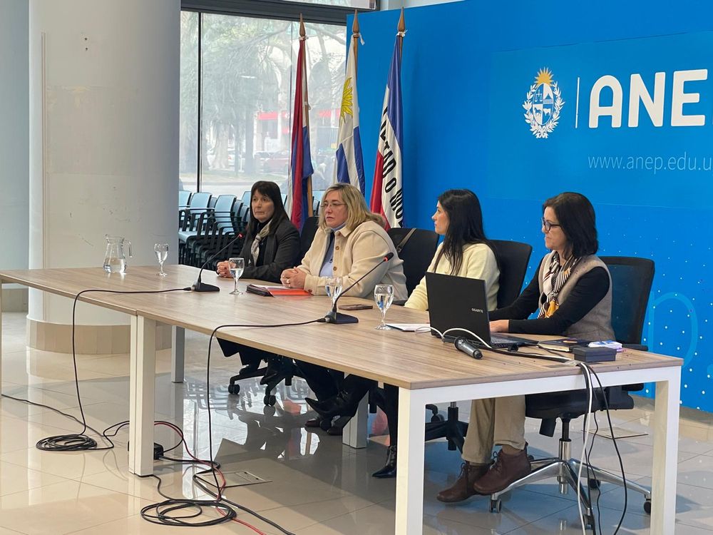 Datos de egreso liceal en 2023