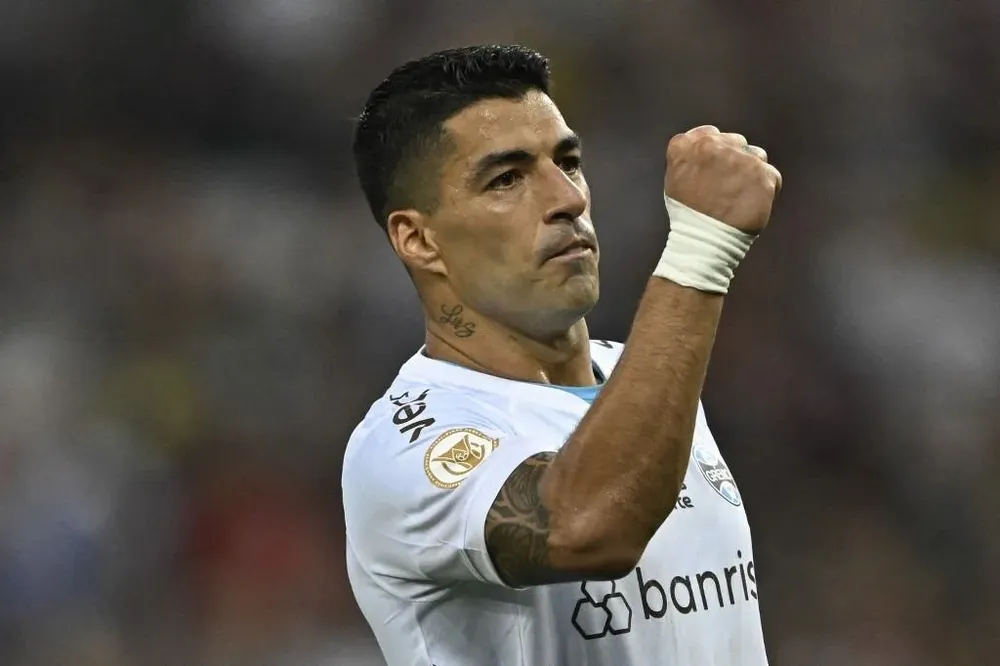 Luis Suárez en su último gol con Gremio