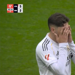 El error de Federico Valverde y Tchouameni en el quinto gol de Atlético de Madrid a Real Madrid: mirá el video