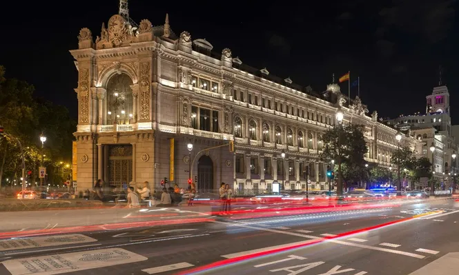 El Banco de España ofrece nuevas oportunidades de empleo.