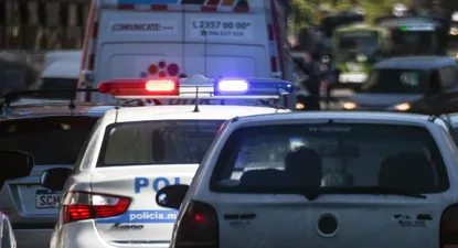 fueron detenidos dos malabaristas por tener sexo en la plaza de santa lucia
