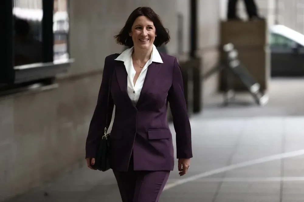 Rachel Reeves, ministra de Hacienda del “gabinete en las sombras laborista”, criticó el deslucido desempeño de la economía.