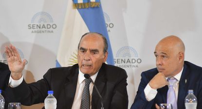 El Observador | francos-senado.jpg