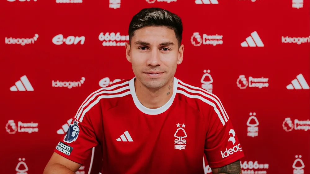 Gonzalo Montiel abandonó el Sevilla.